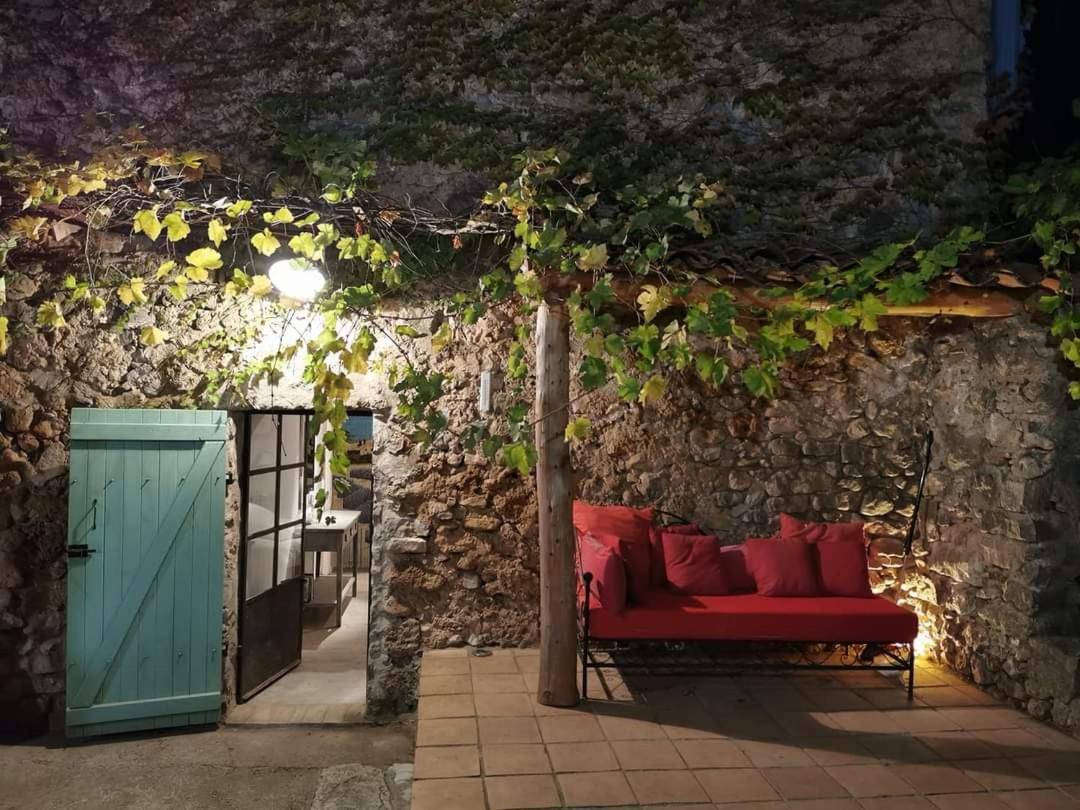 La Bastide Du Capelier - Chambres D'Hotes Avec Baignoire Balneotherapie - 3 Etoiles Salernes Exterior photo