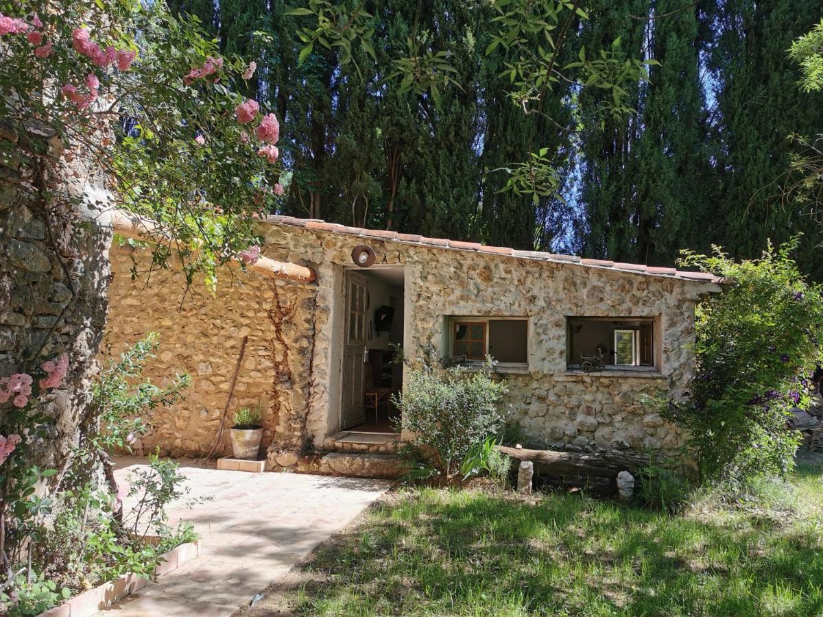 La Bastide Du Capelier - Chambres D'Hotes Avec Baignoire Balneotherapie - 3 Etoiles Salernes Exterior photo